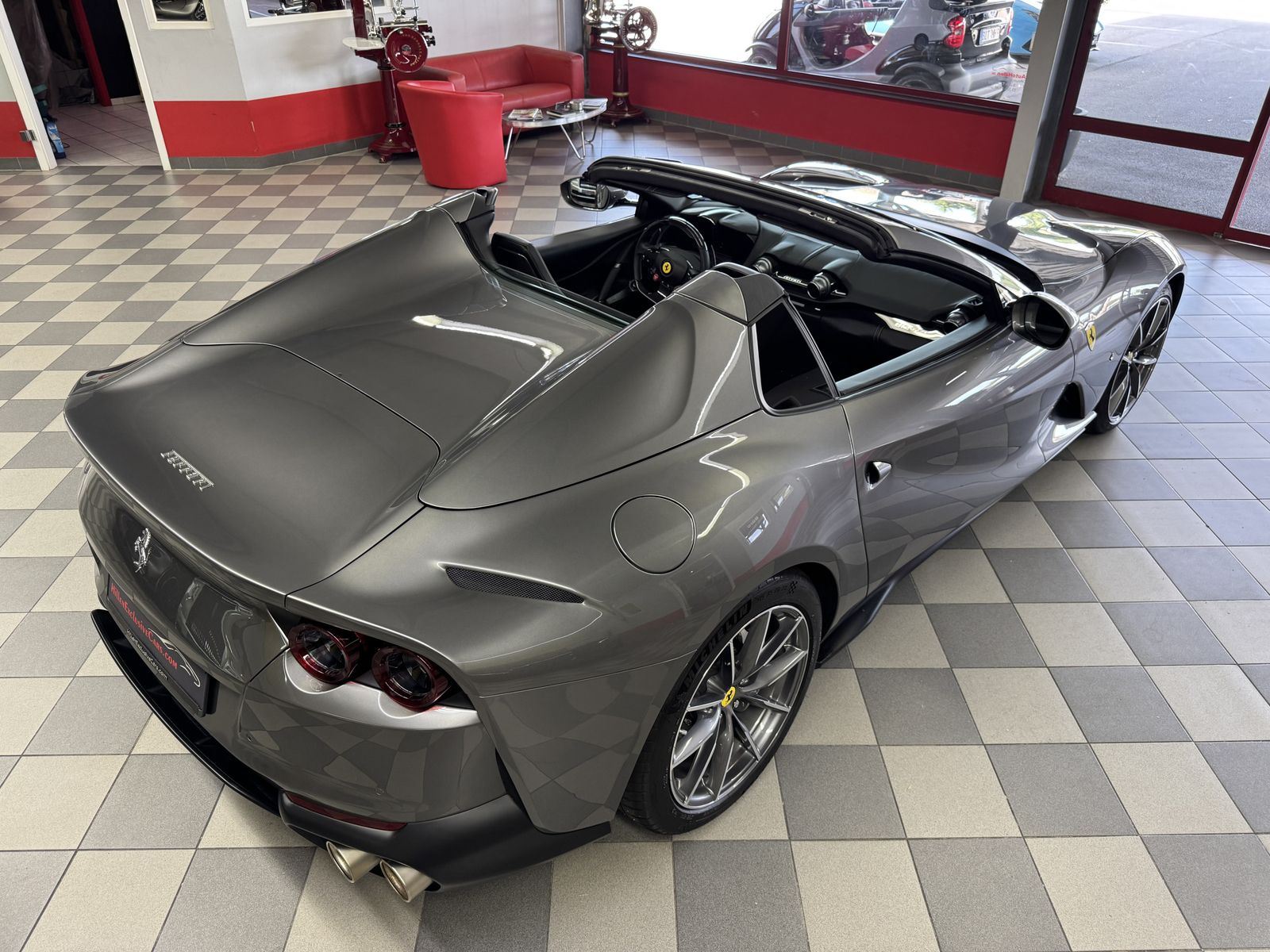 Ferrari 812 812 GTS 1. Hand*u-frei*Racing Seats*LED-Lenkrad