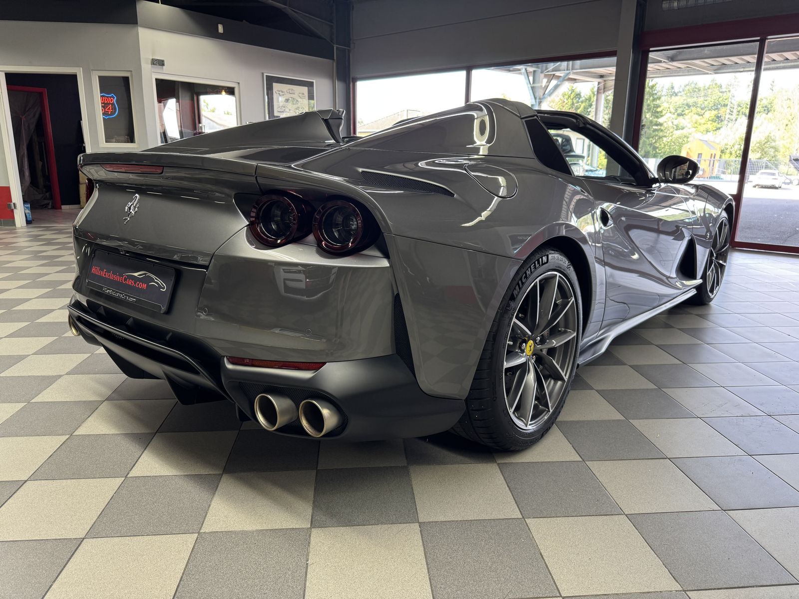Ferrari 812 812 GTS 1. Hand*u-frei*Racing Seats*LED-Lenkrad