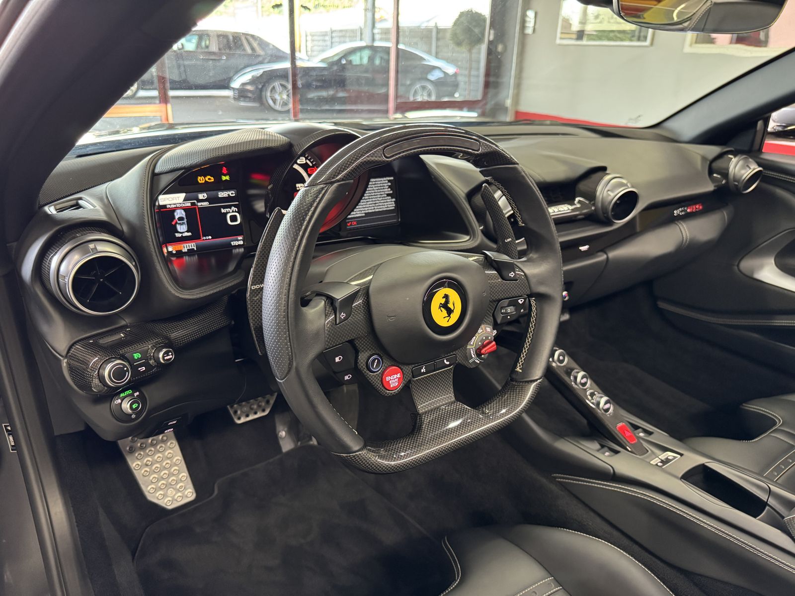Ferrari 812 812 GTS 1. Hand*u-frei*Racing Seats*LED-Lenkrad