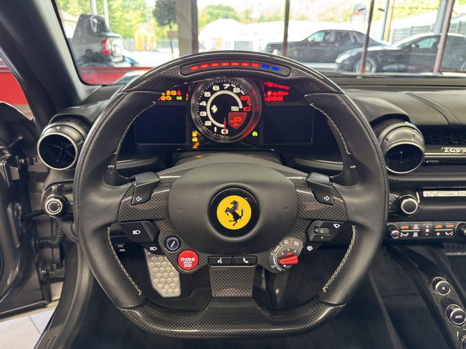 Ferrari 812 812 GTS 1. Hand*u-frei*Racing Seats*LED-Lenkrad