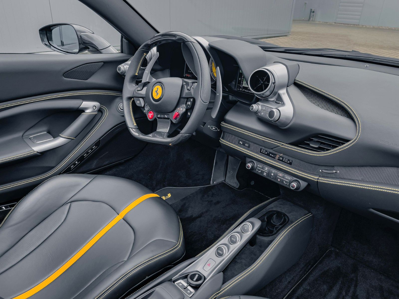 Ferrari F8 F8 Spider DCT *Beifahrer- Display* Carbon
