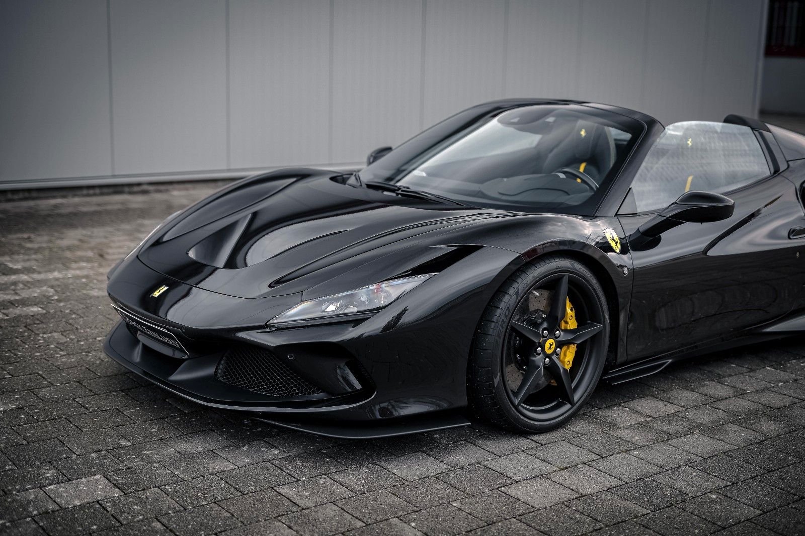 Ferrari F8 F8 Spider DCT *Beifahrer- Display* Carbon