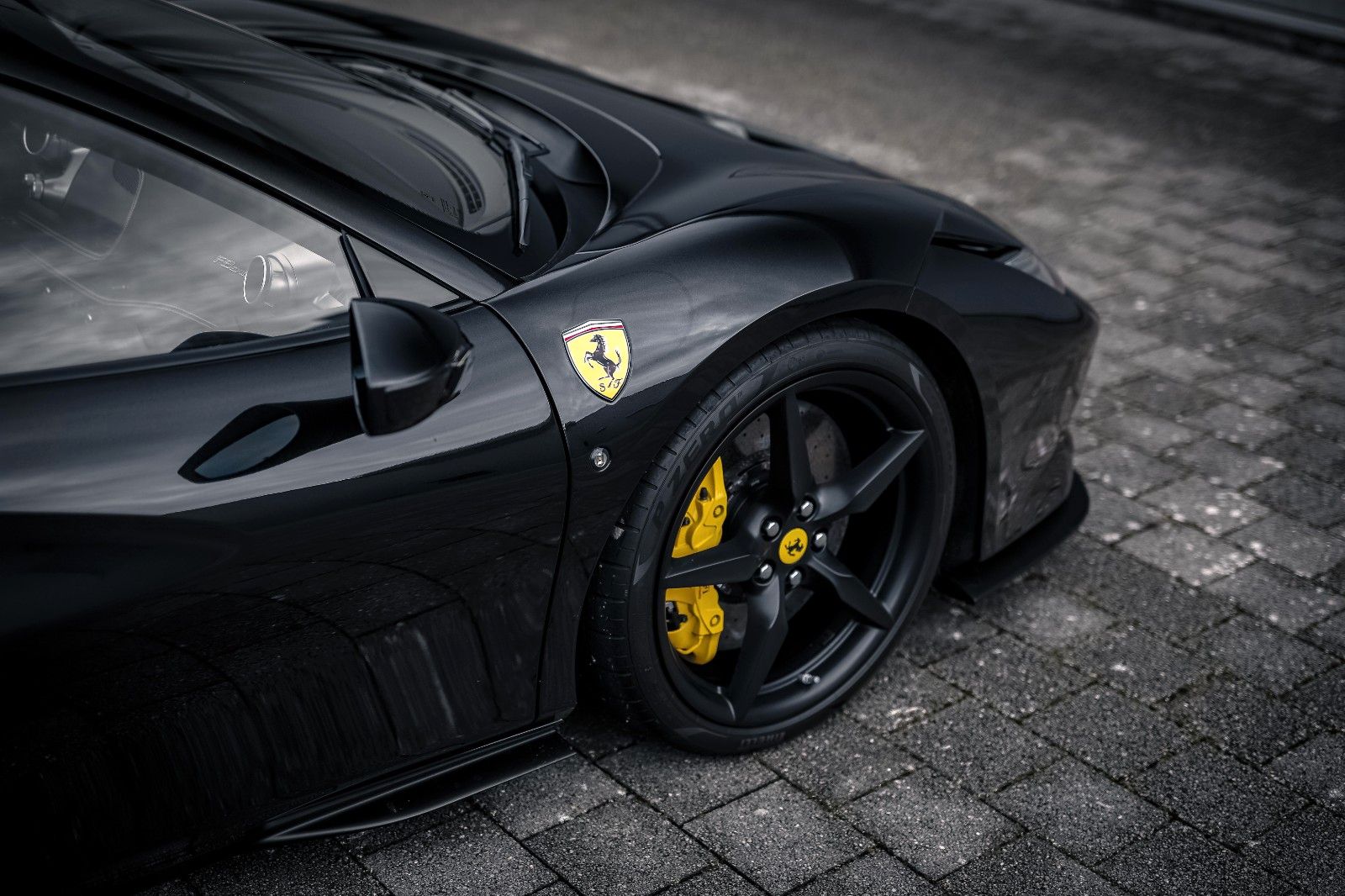 Ferrari F8 F8 Spider DCT *Beifahrer- Display* Carbon
