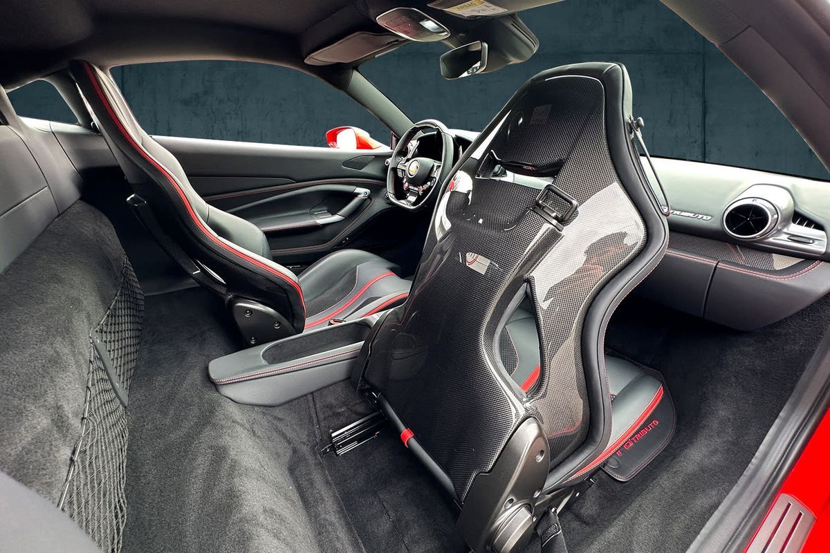 Ferrari F8 F8 TRIBUTO COUPE °KAMERA°20&apos;°CARBON°