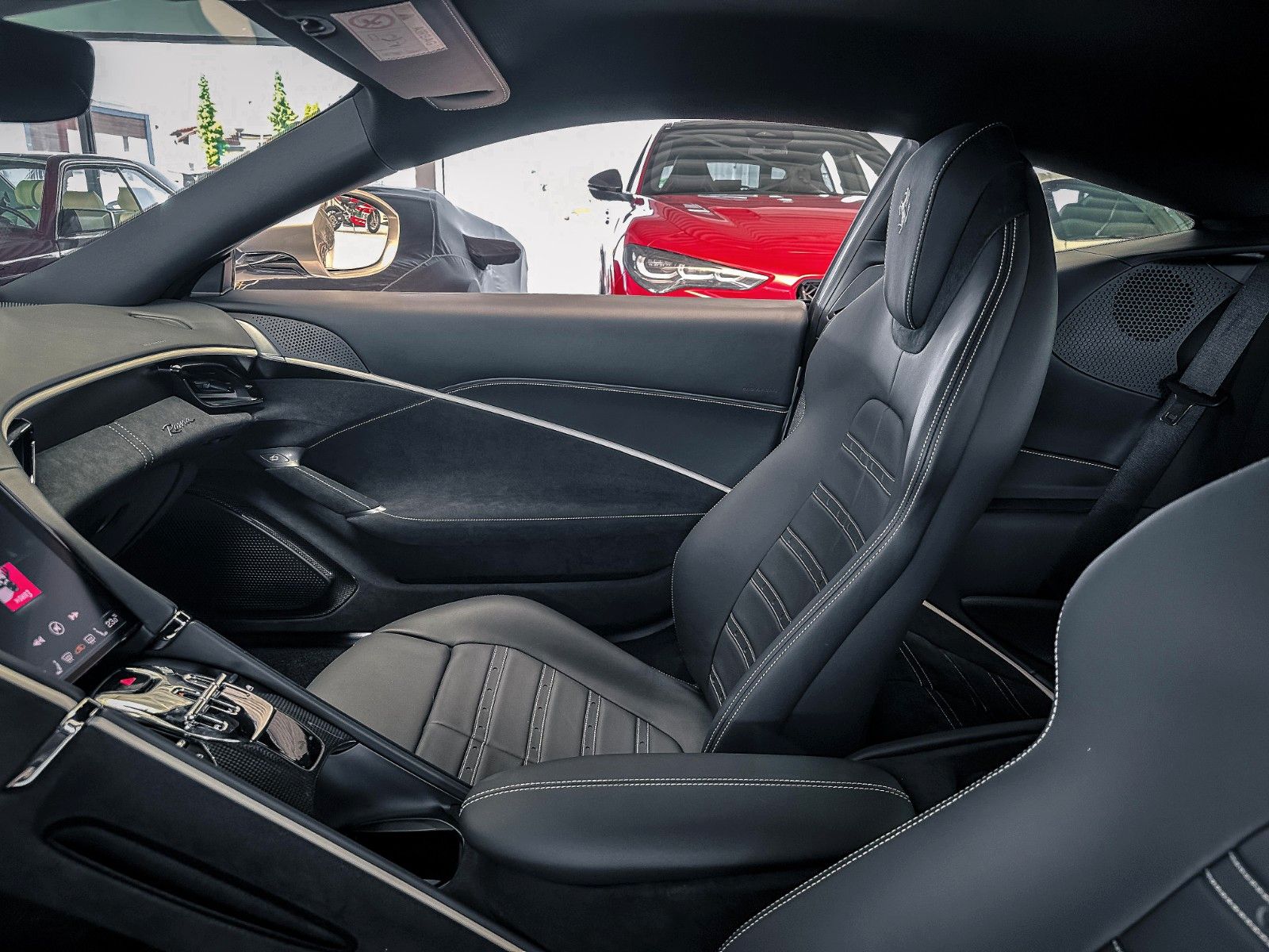 Ferrari Roma Roma 3.9 T V8 Coupe&apos; DCT *CARBON