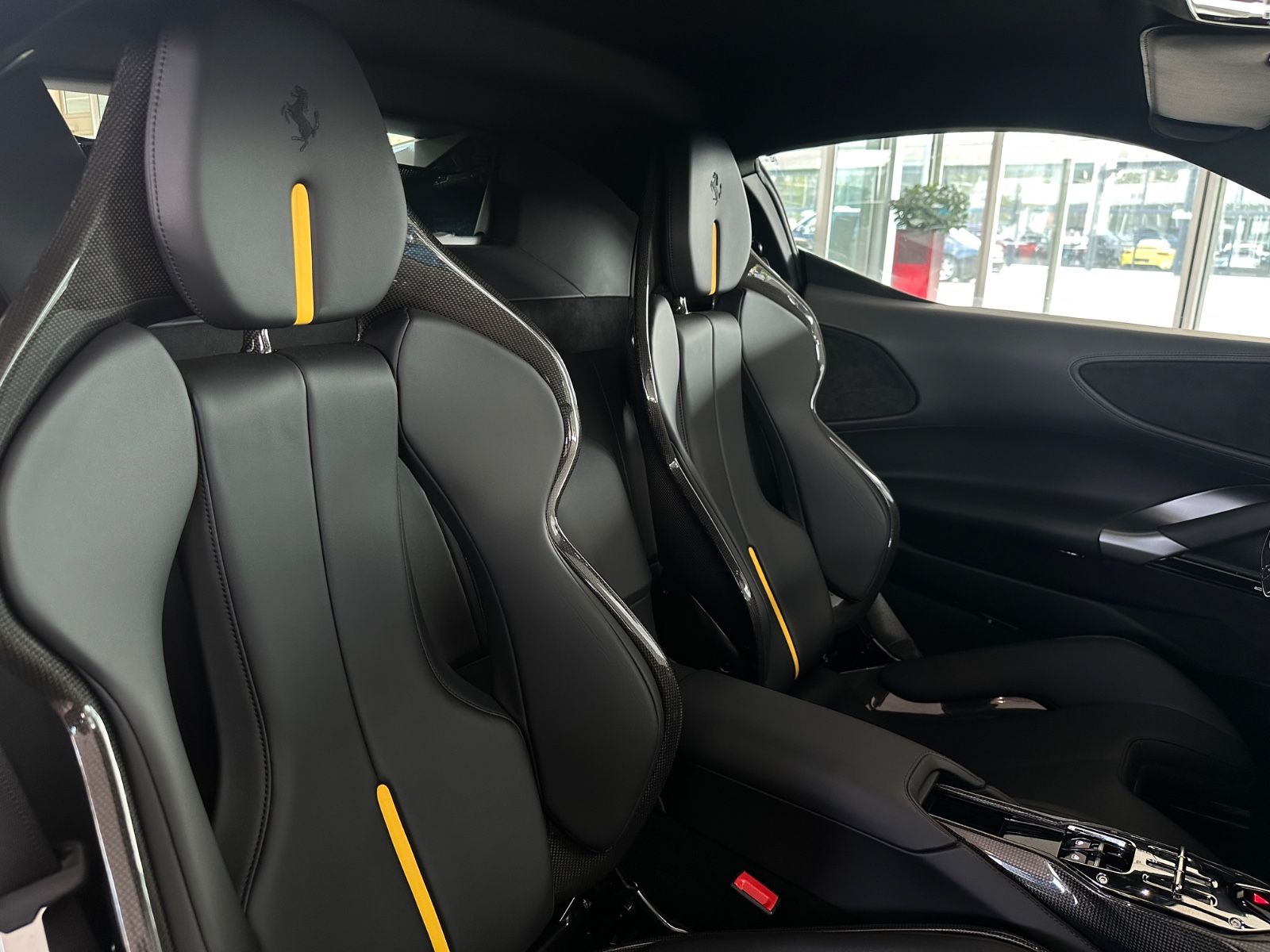 Ferrari SF90 SF90 RACINGSITZE/LIFT/CARBON