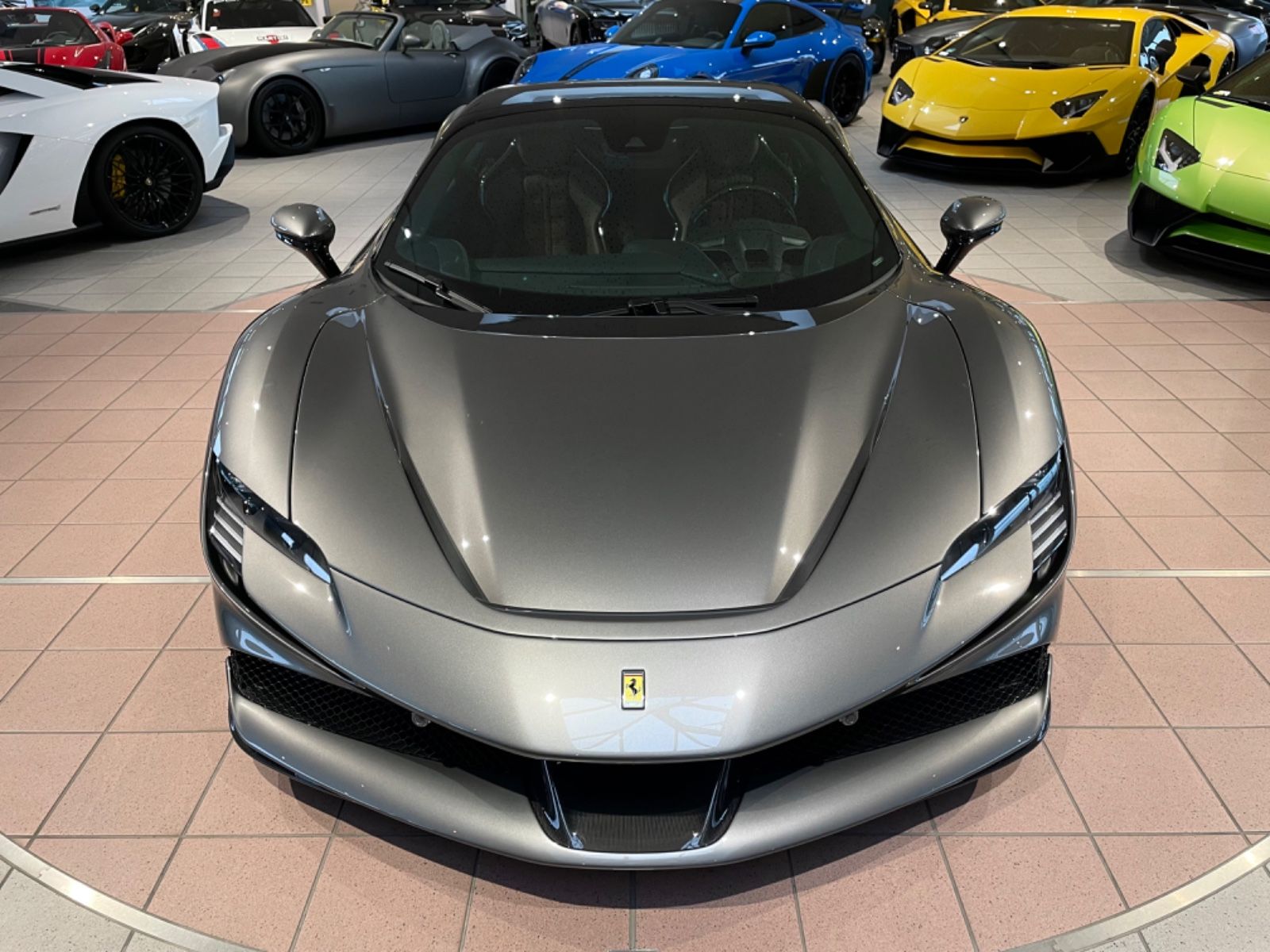 Ferrari SF90 SF90 Spider / Assetto Fiorano / 10x Carbon