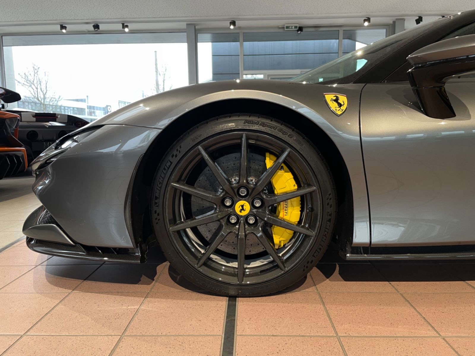 Ferrari SF90 SF90 Spider / Assetto Fiorano / 10x Carbon