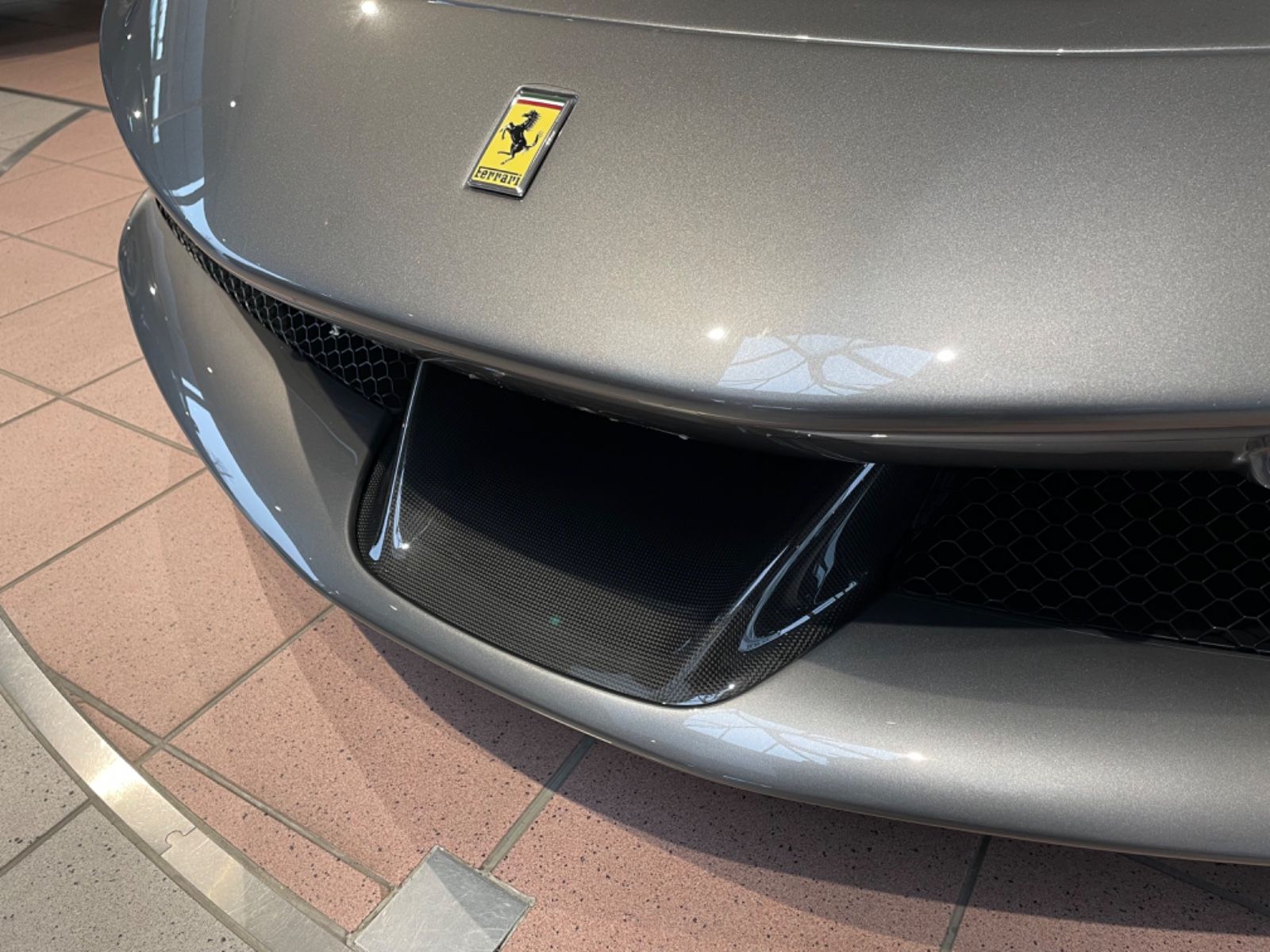 Ferrari SF90 SF90 Spider / Assetto Fiorano / 10x Carbon