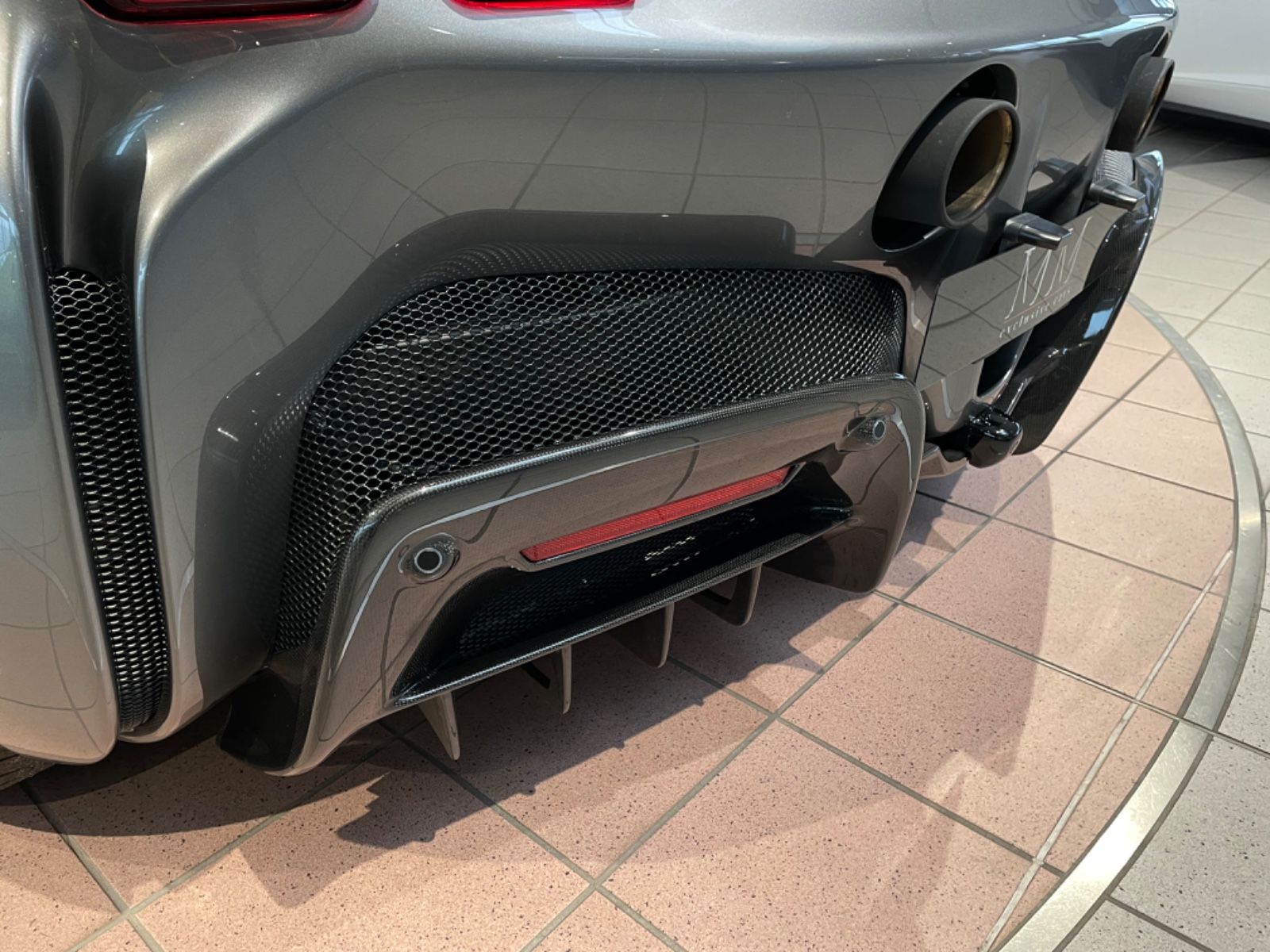 Ferrari SF90 SF90 Spider / Assetto Fiorano / 10x Carbon