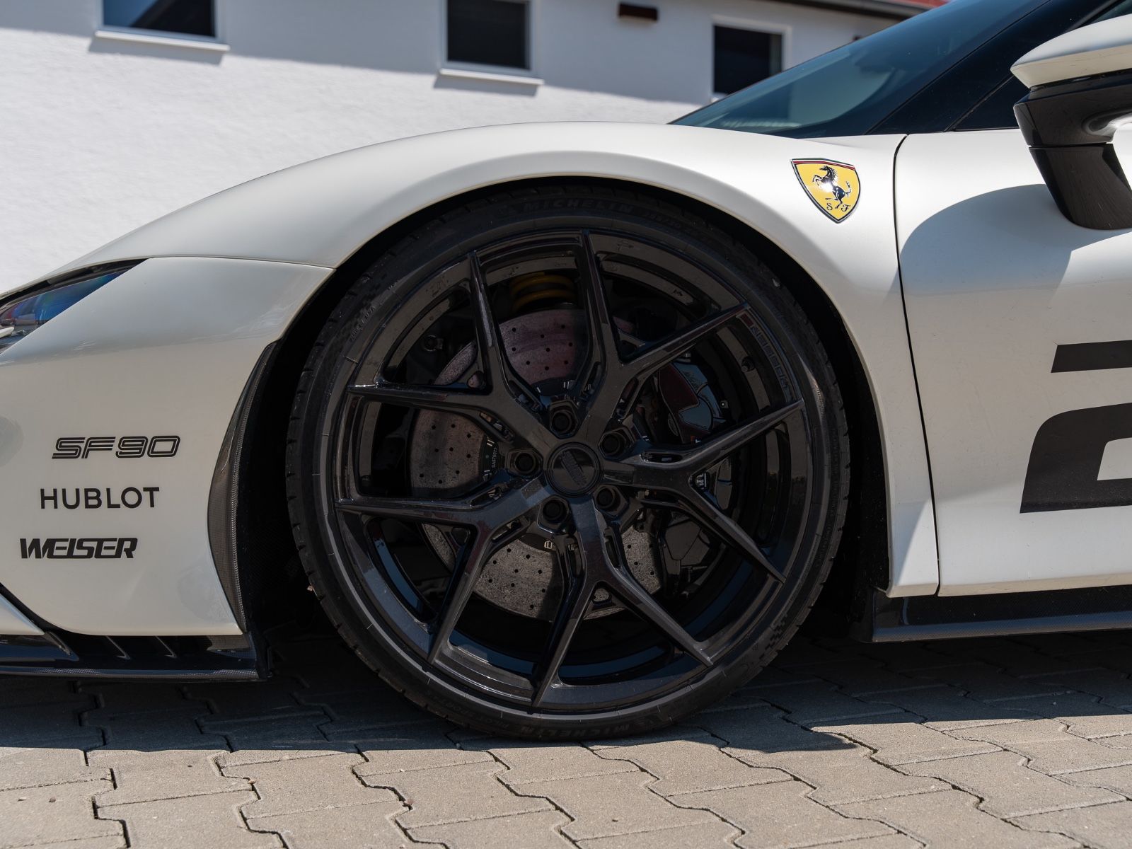 Ferrari SF90 SF90 Stradale / Unfallfrei / DE