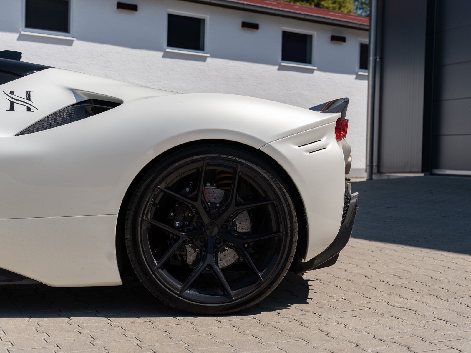Ferrari SF90 SF90 Stradale / Unfallfrei / DE