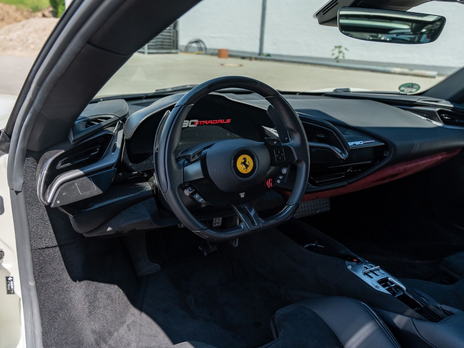 Ferrari SF90 SF90 Stradale / Unfallfrei / DE