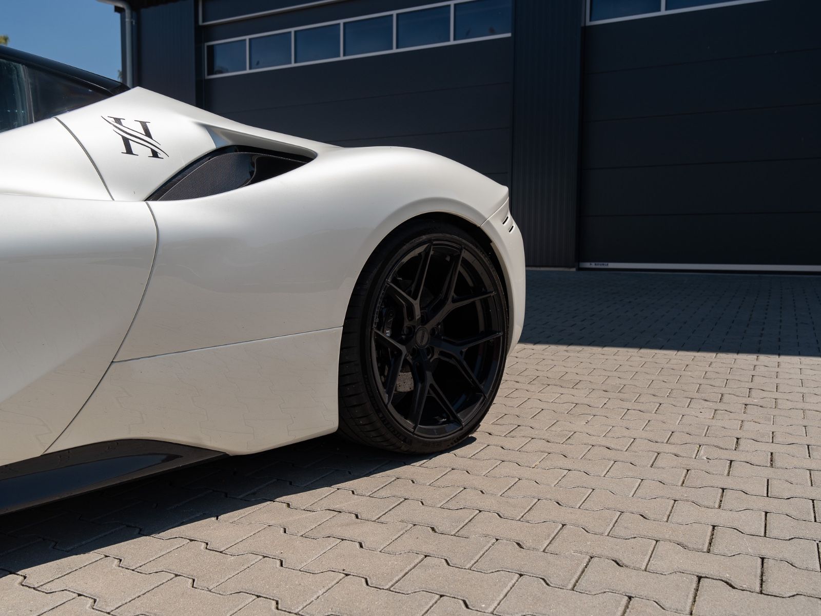 Ferrari SF90 SF90 Stradale / Unfallfrei / DE