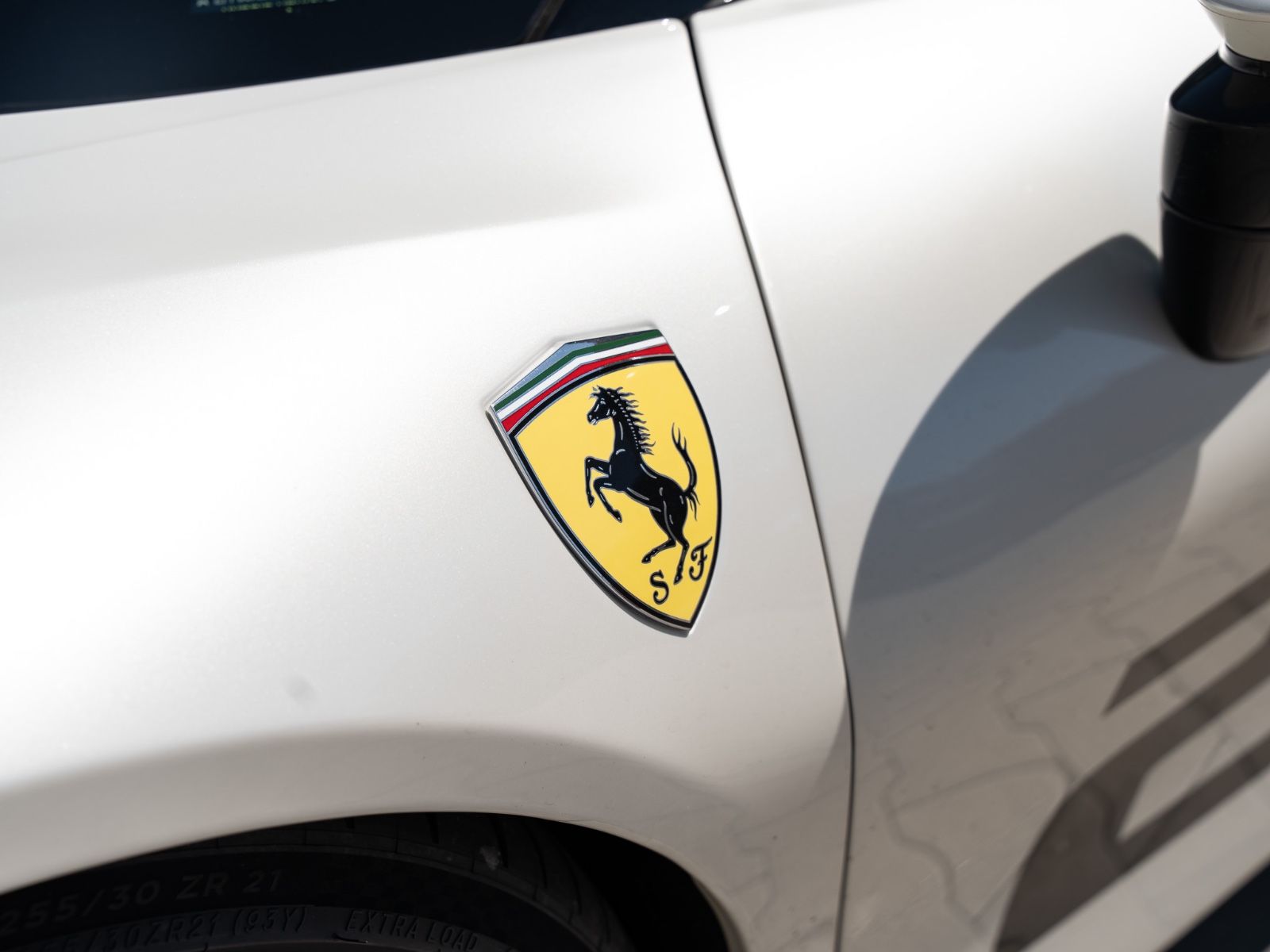 Ferrari SF90 SF90 Stradale / Unfallfrei / DE