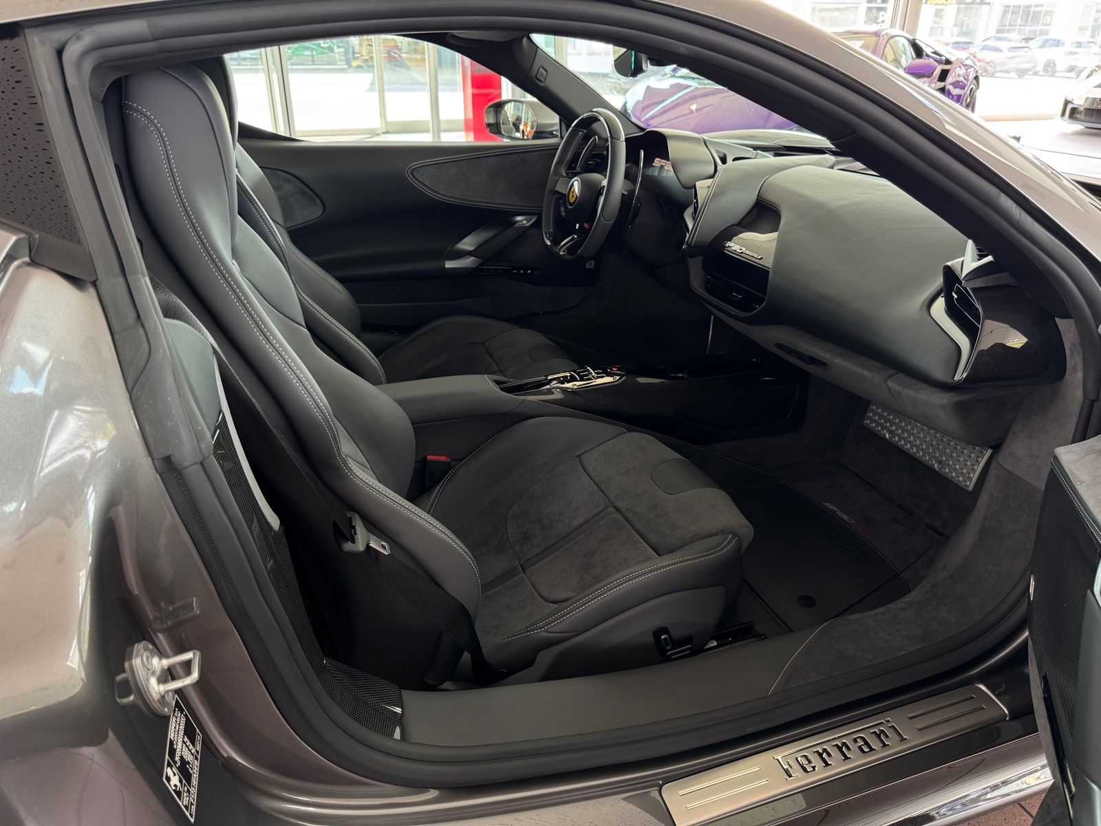 Ferrari SF90 SF90 VOLLCARBON/LIFT/HIFI/DEUTSCH