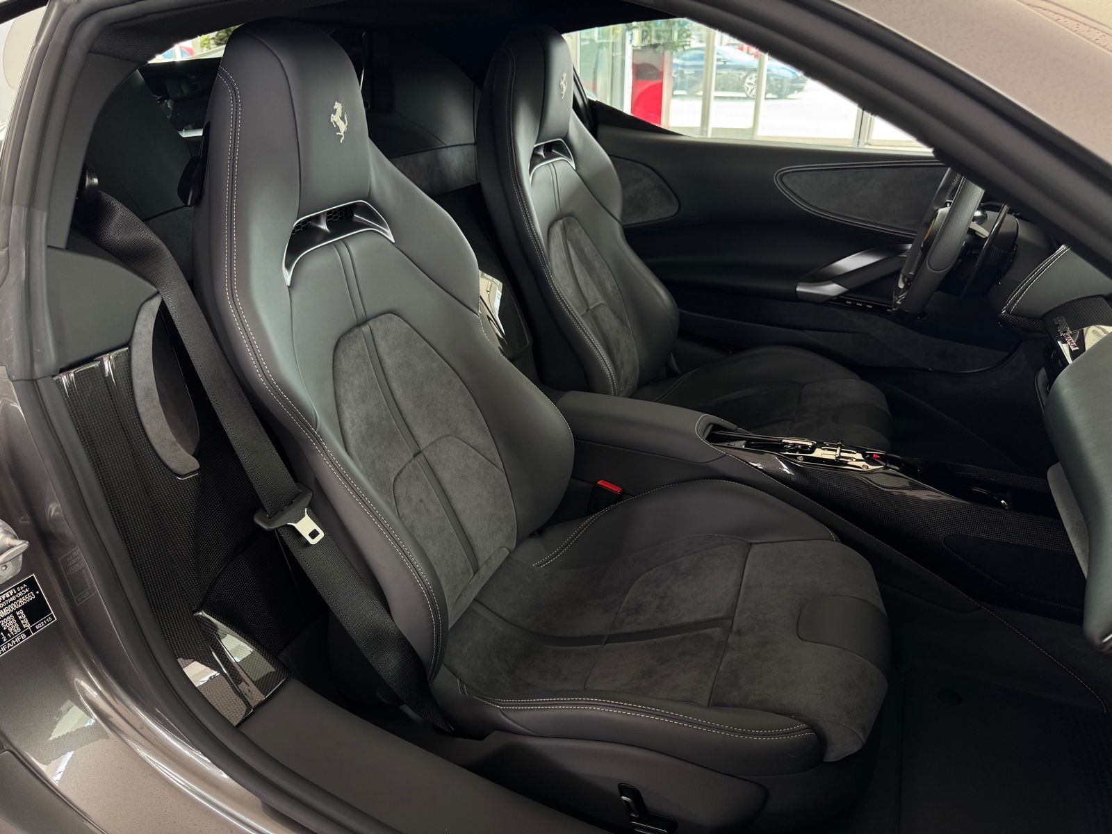 Ferrari SF90 SF90 VOLLCARBON/LIFT/HIFI/DEUTSCH
