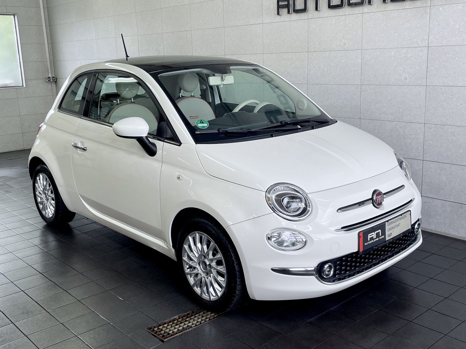 Fiat 500 500 Lounge 1.Hand+Panorama+PDC