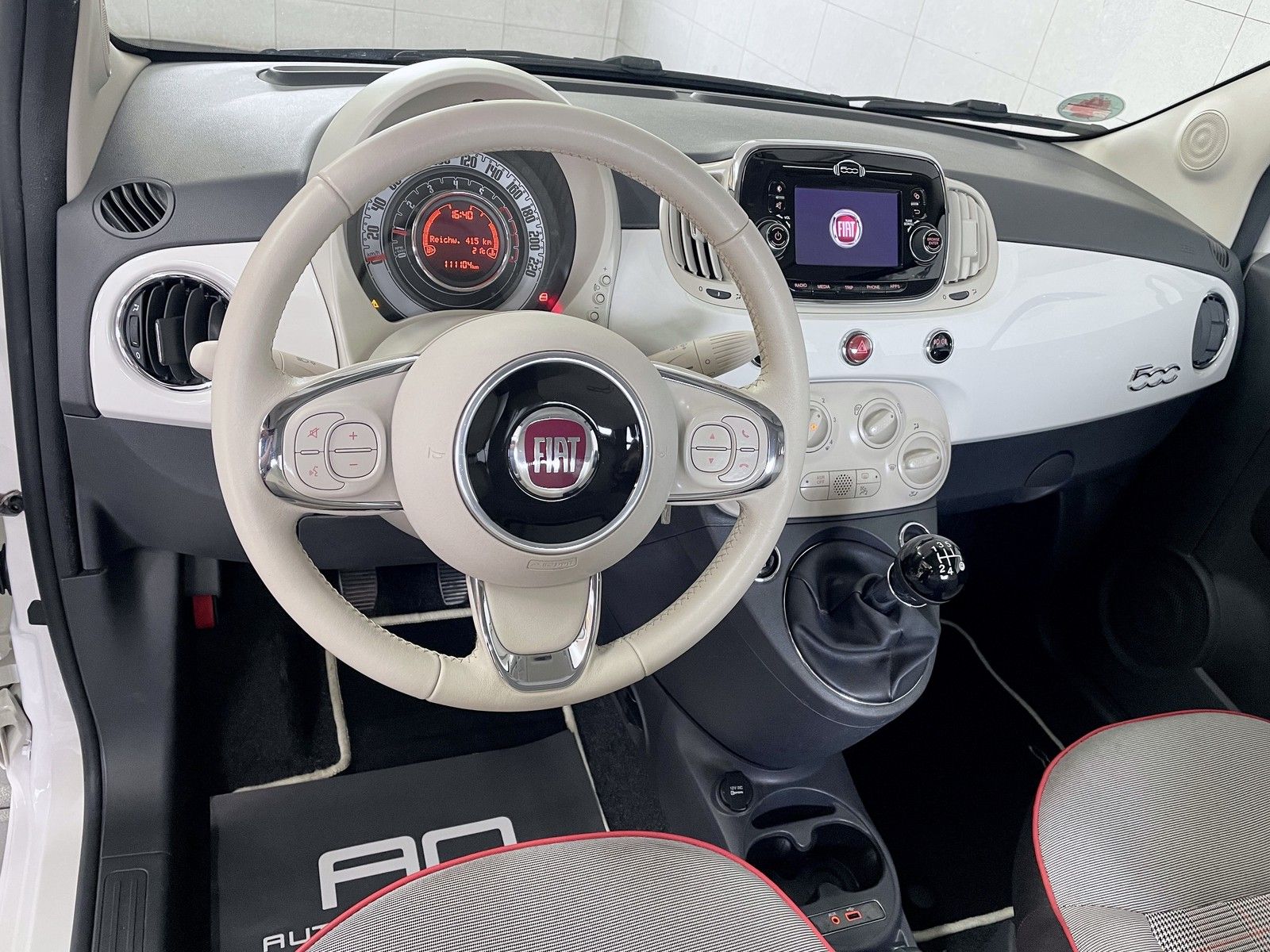 Fiat 500 500 Lounge 1.Hand+Panorama+PDC