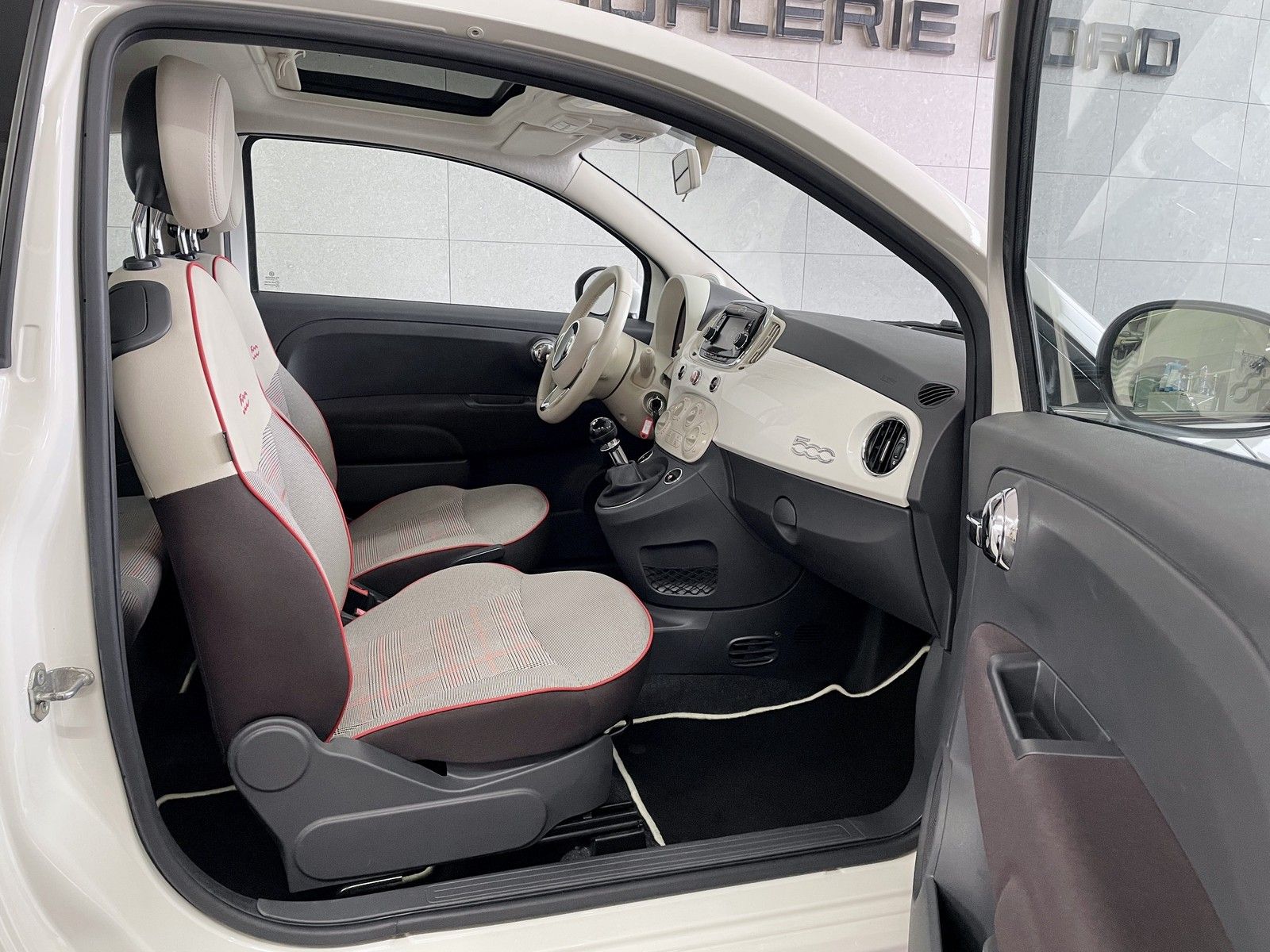 Fiat 500 500 Lounge 1.Hand+Panorama+PDC