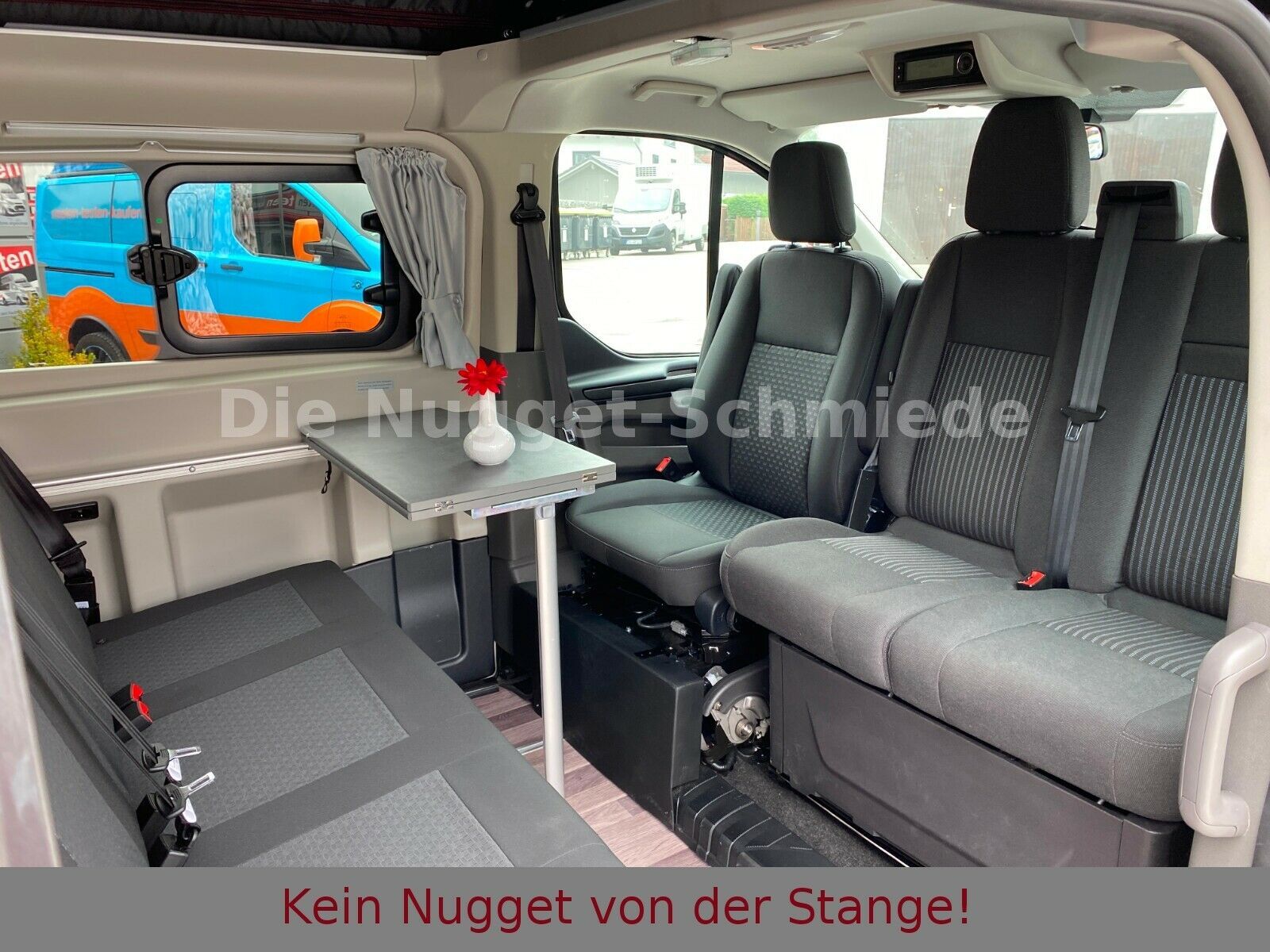 Ford Custom Nugget AD 6-Sitzplätze SIXPAX Vorführer