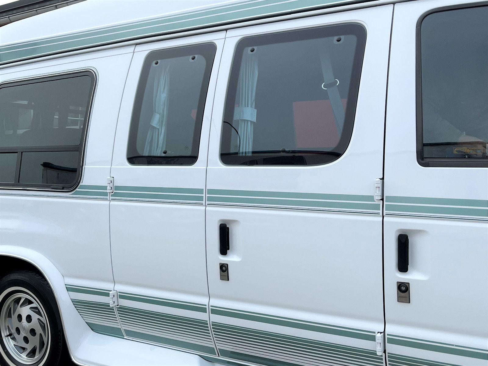 Ford Econoline E-150 Van,org.64300 km,wie neu, 3 Jahre Garantie