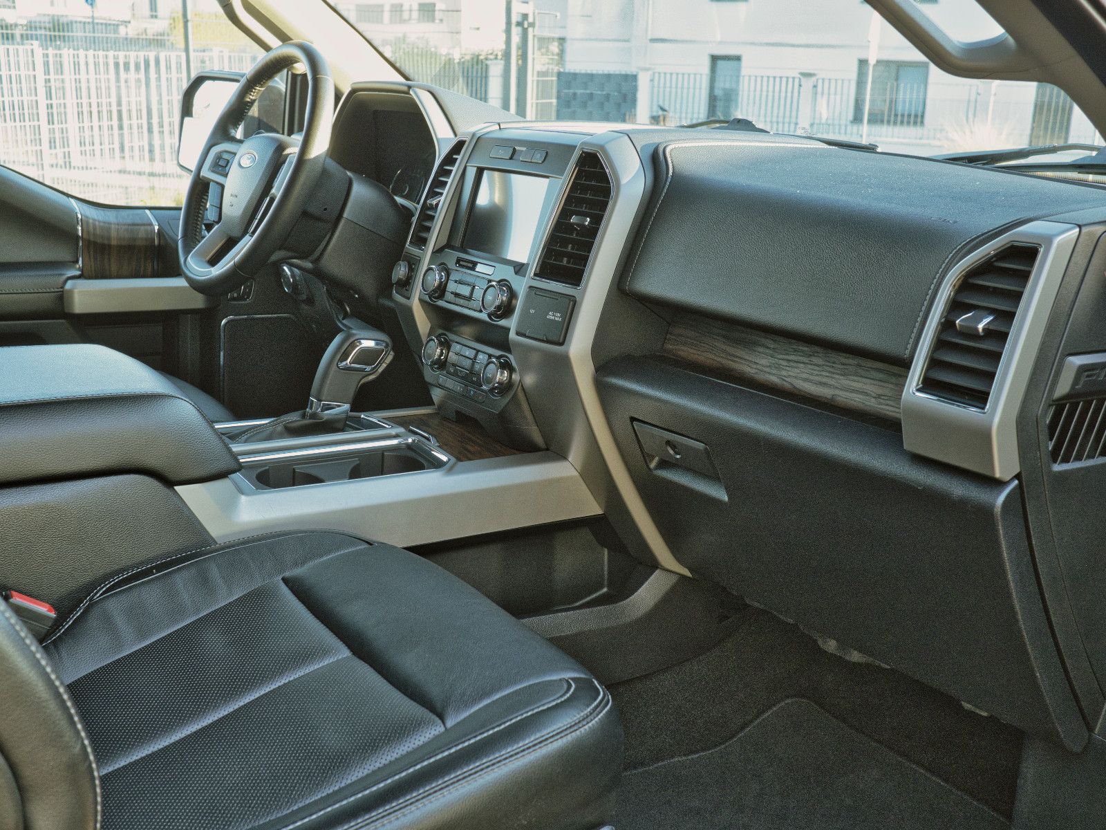 Ford F 150 F-150 Lariat