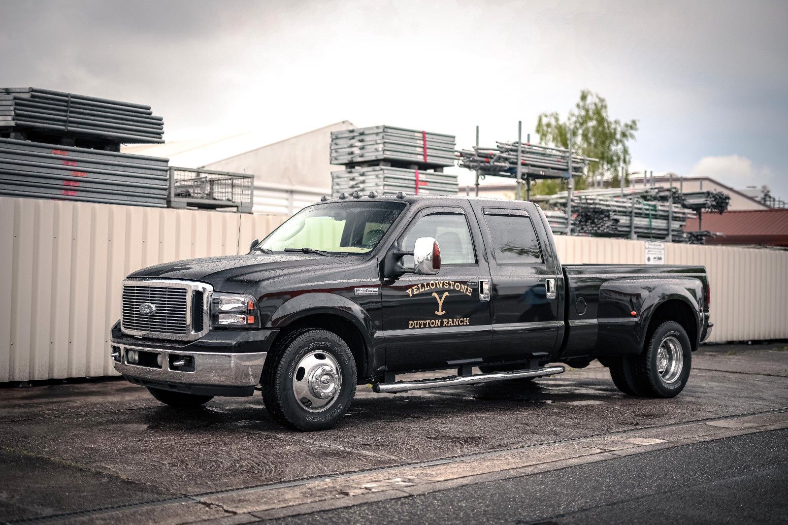 Ford F 350 F 350 LARIAT SUPER DUTY PICKUP