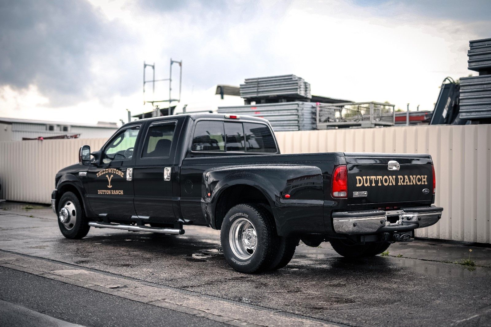 Ford F 350 F 350 LARIAT SUPER DUTY PICKUP