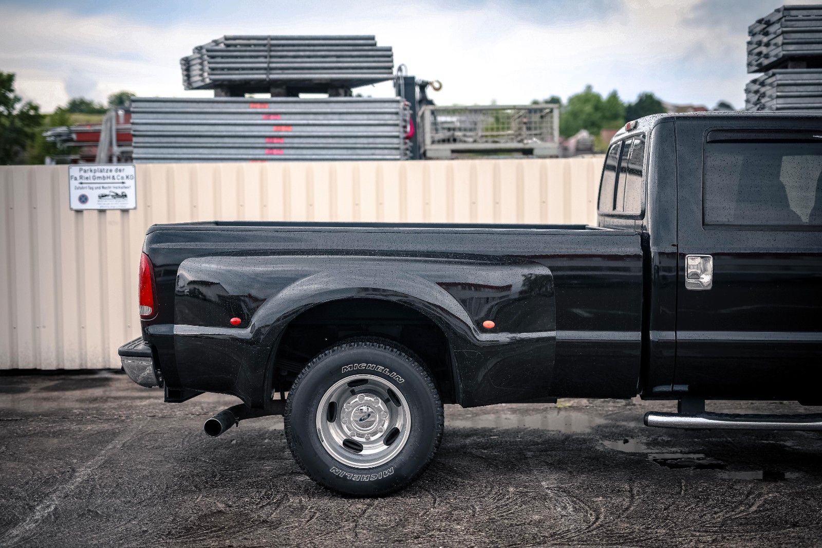 Ford F 350 F 350 LARIAT SUPER DUTY PICKUP