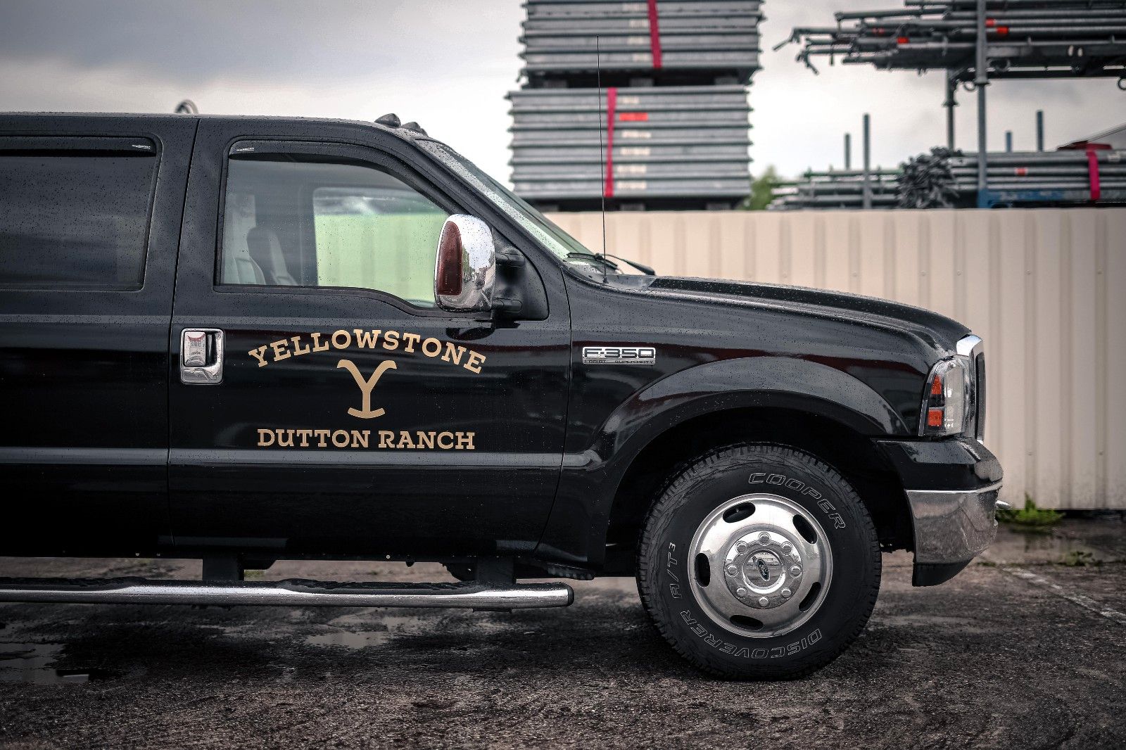 Ford F 350 F 350 LARIAT SUPER DUTY PICKUP