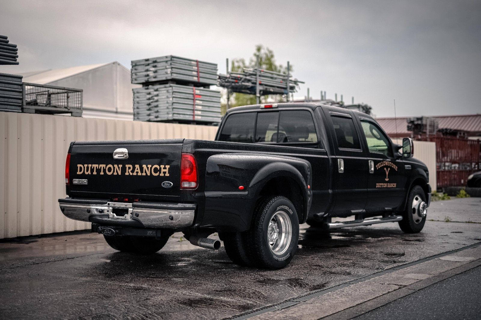 Ford F 350 F 350 LARIAT SUPER DUTY PICKUP