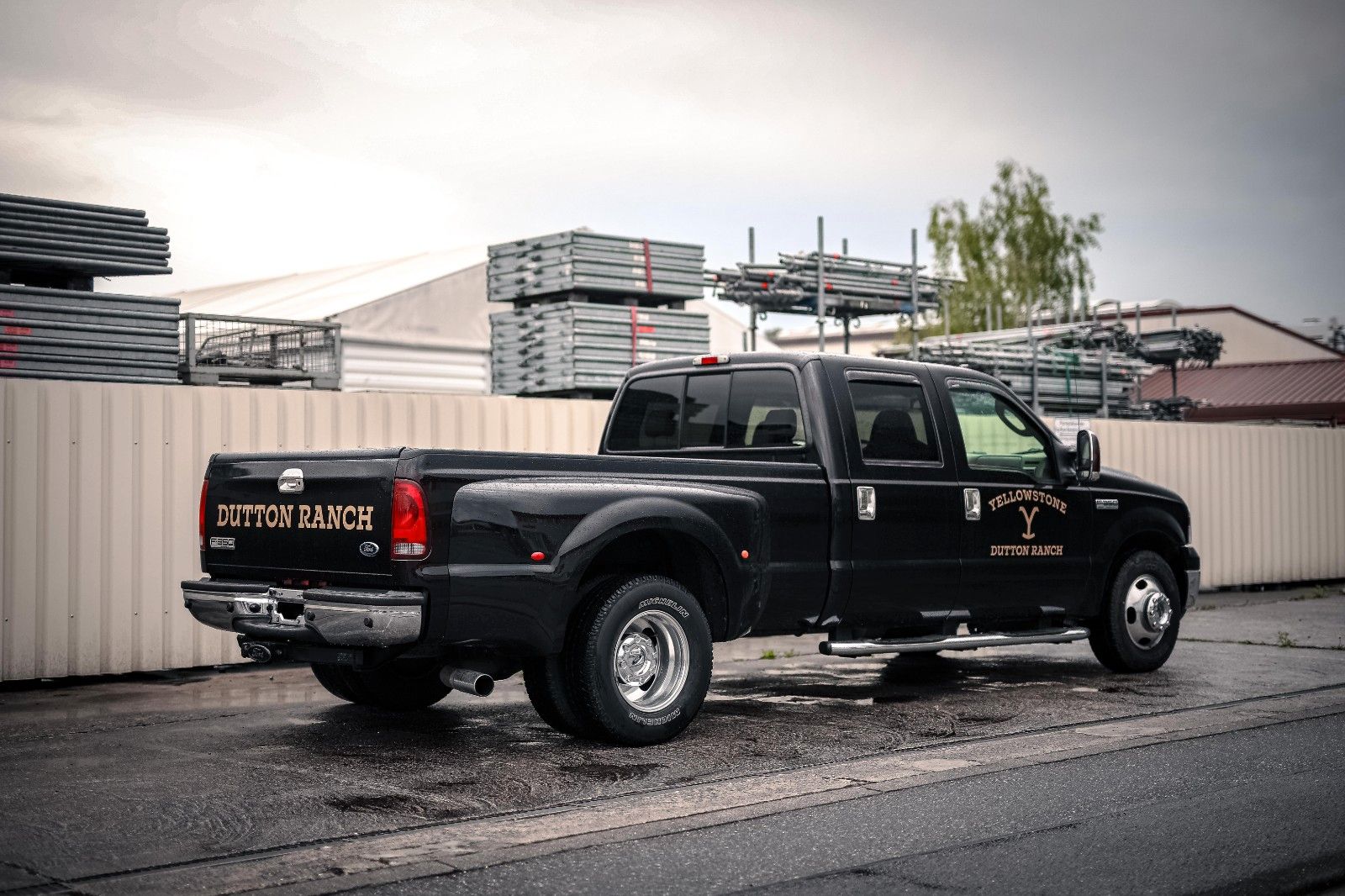 Ford F 350 F 350 LARIAT SUPER DUTY PICKUP