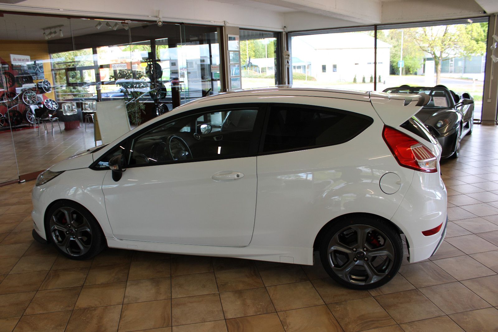 Ford Fiesta Fiesta ST *Performance+Tiefer+Rückfahrkamera*