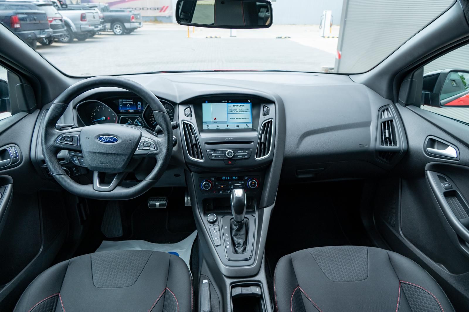 Ford Focus Focus 1.5 EcoBoost ST-Line,Sitzhzg,Android&amp;Apple