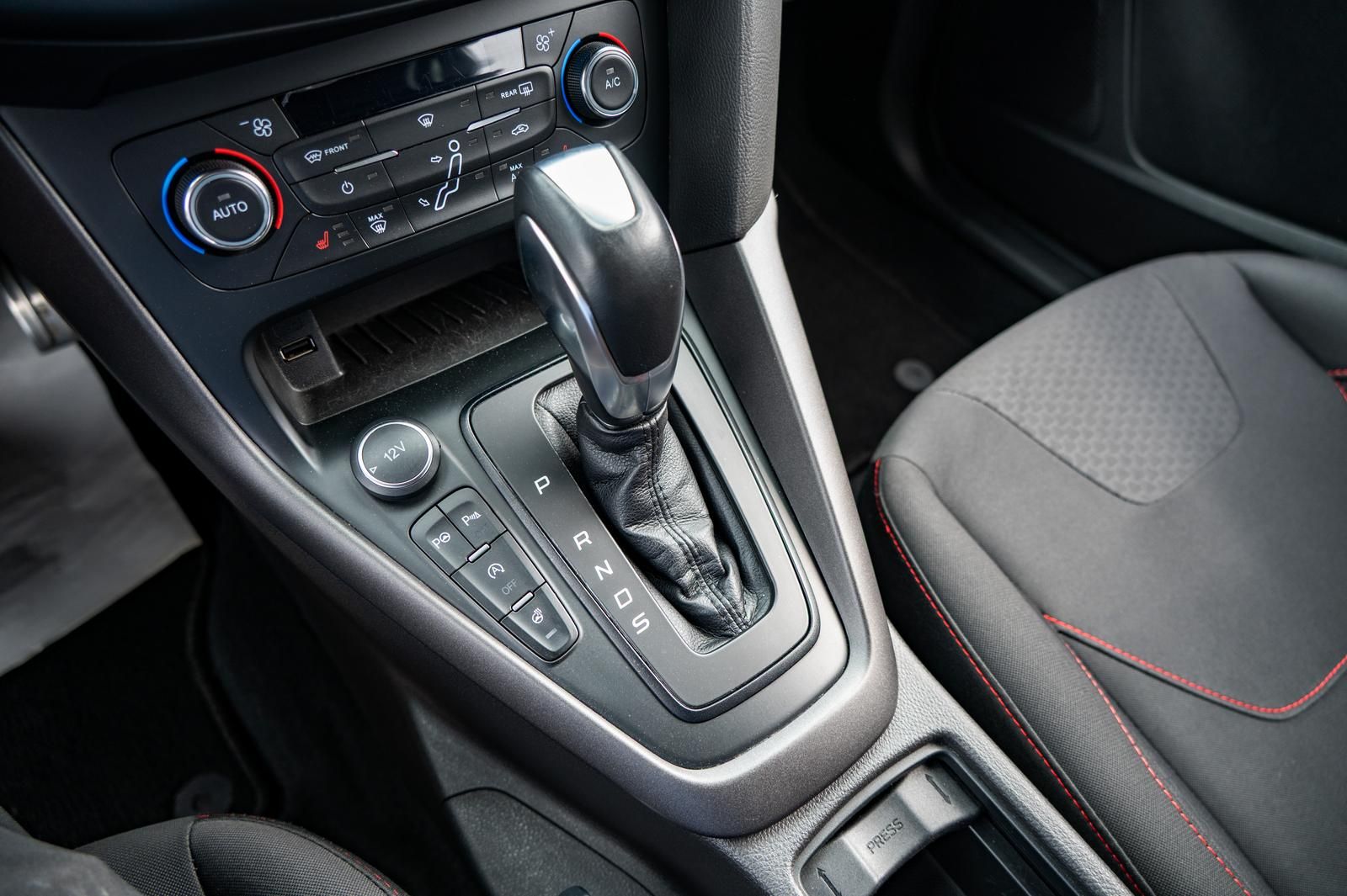 Ford Focus Focus 1.5 EcoBoost ST-Line,Sitzhzg,Android&amp;Apple