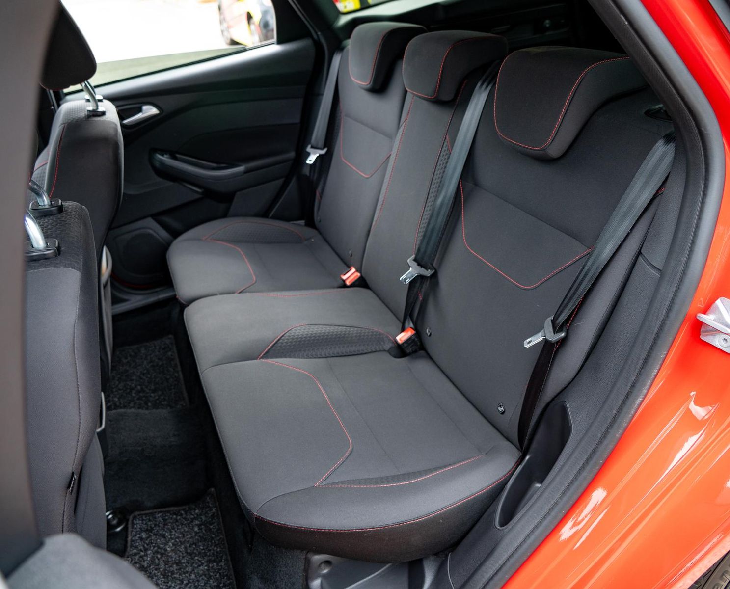 Ford Focus Focus 1.5 EcoBoost ST-Line,Sitzhzg,Android&amp;Apple