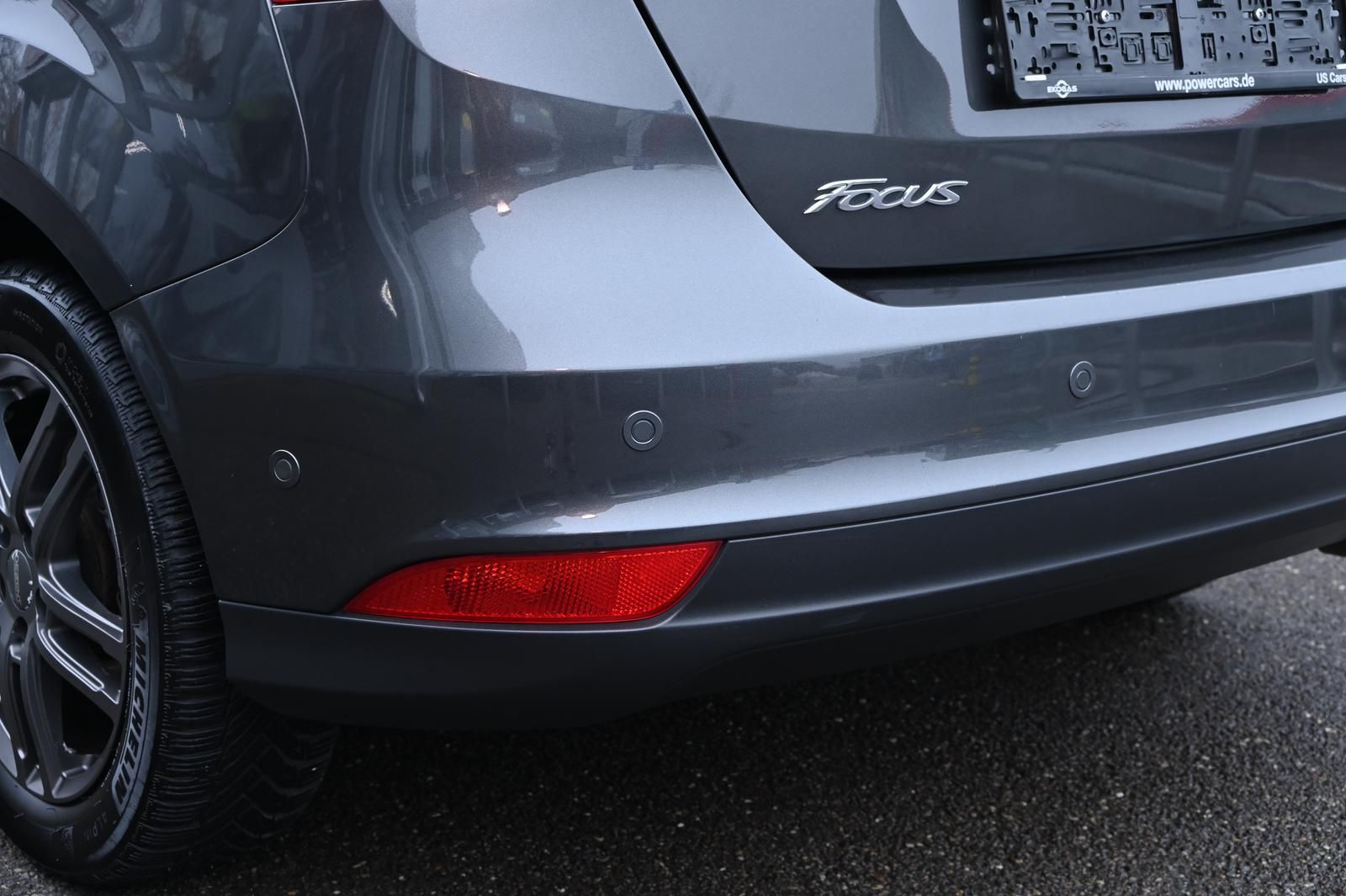 Ford Focus Focus Cool &amp; Connect 1.5 EcoBoost KAT