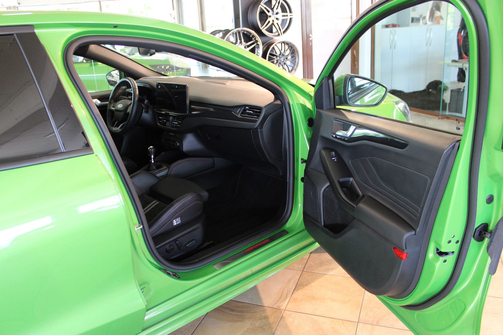 Ford Focus Focus Lim. ST X *1. Hand+Headup+Soundsystem B&amp;O*