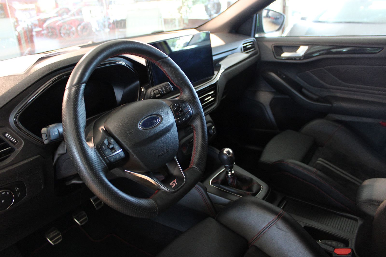 Ford Focus Focus Lim. ST X *1. Hand+Headup+Soundsystem B&amp;O*