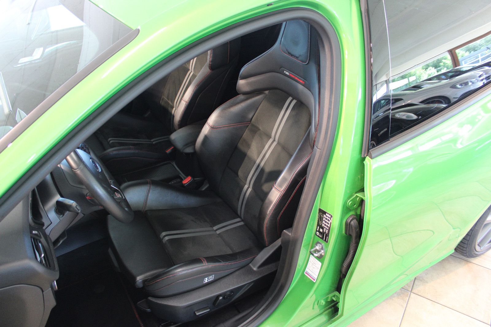Ford Focus Focus Lim. ST X *1. Hand+Headup+Soundsystem B&amp;O*