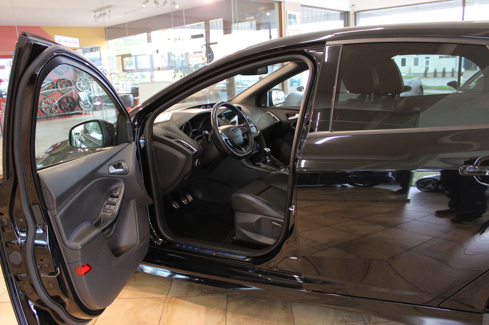 Ford Focus Focus RS *Top Zustand+wenig KM+Scheckheft*