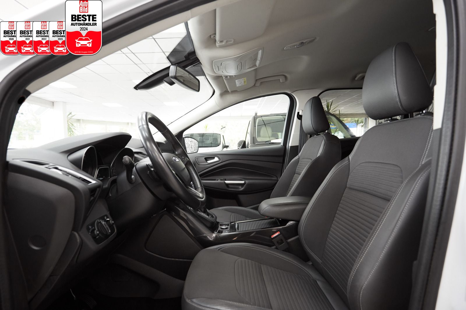 Ford Kuga Kuga 2-SITZ*CARGO*VAN*TITANIUM*AWD*AUTOM*NAV*AHK