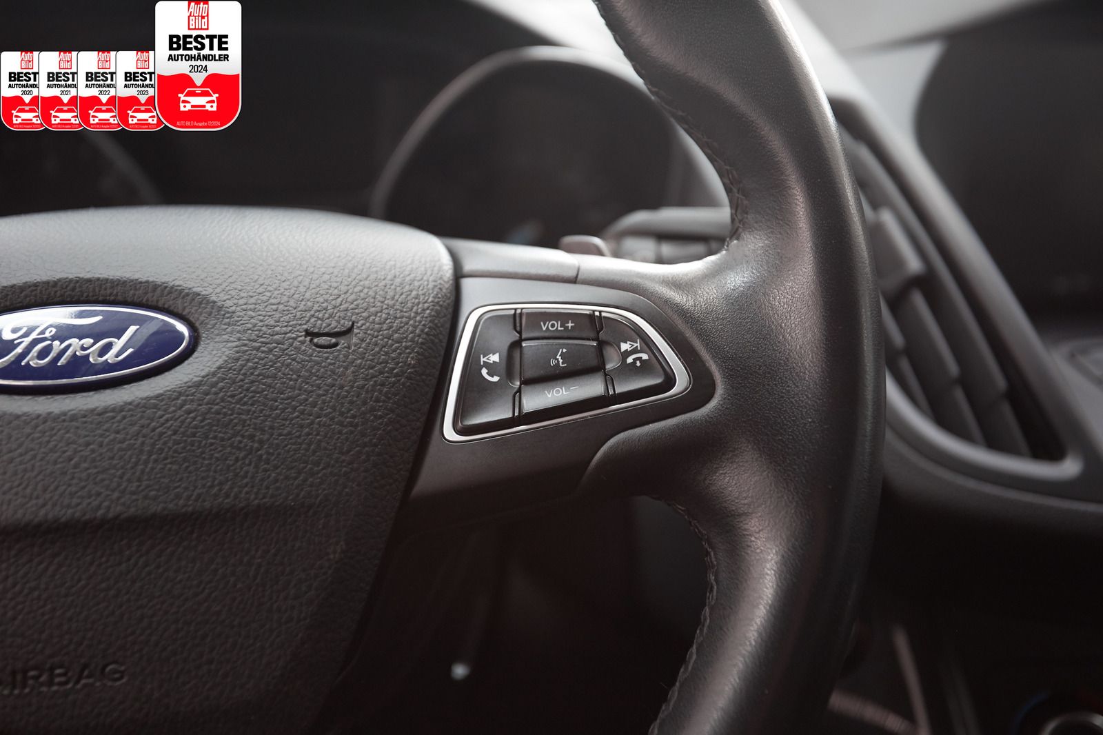 Ford Kuga Kuga 2-SITZ*CARGO*VAN*TITANIUM*AWD*AUTOM*NAV*AHK