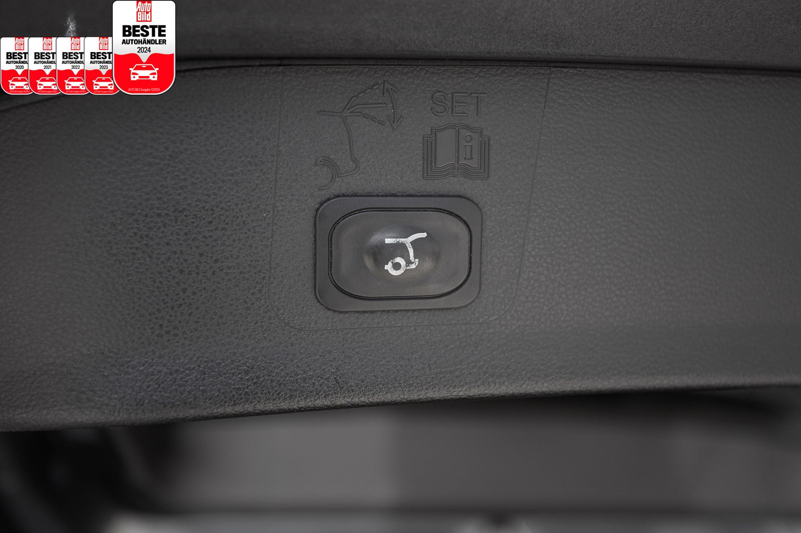 Ford Kuga Kuga ST-LINE*AWD*AUTOMATIK*NAVI*SONY*AHK*KAM*SZH