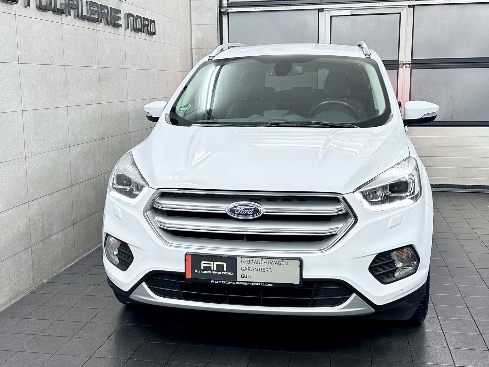 Ford Kuga Kuga Titanium Technik&amp;Winter-Paket+Sony+AHK+Kame