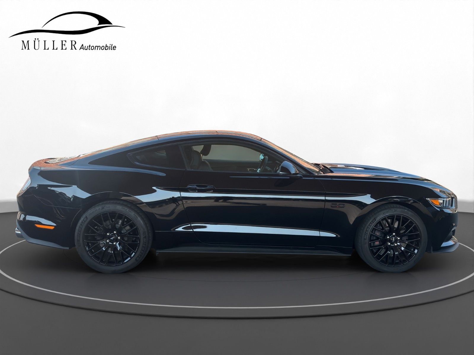 Ford Mustang Mustang GT deutsches Fahrzeug unfallfrei!!