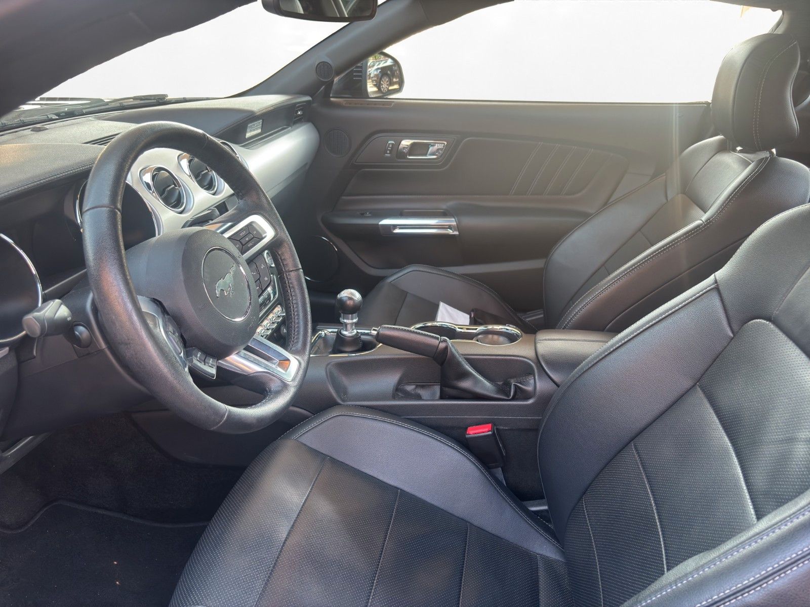 Ford Mustang Mustang GT deutsches Fahrzeug unfallfrei!!