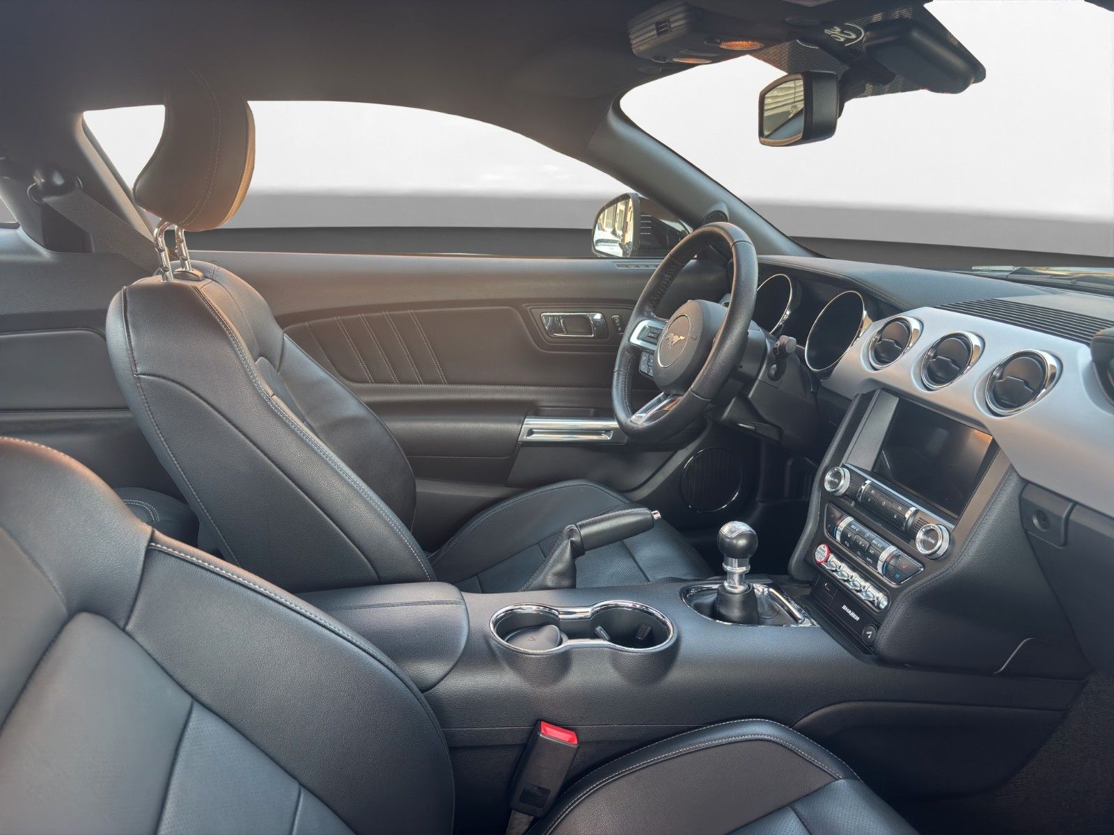 Ford Mustang Mustang GT deutsches Fahrzeug unfallfrei!!