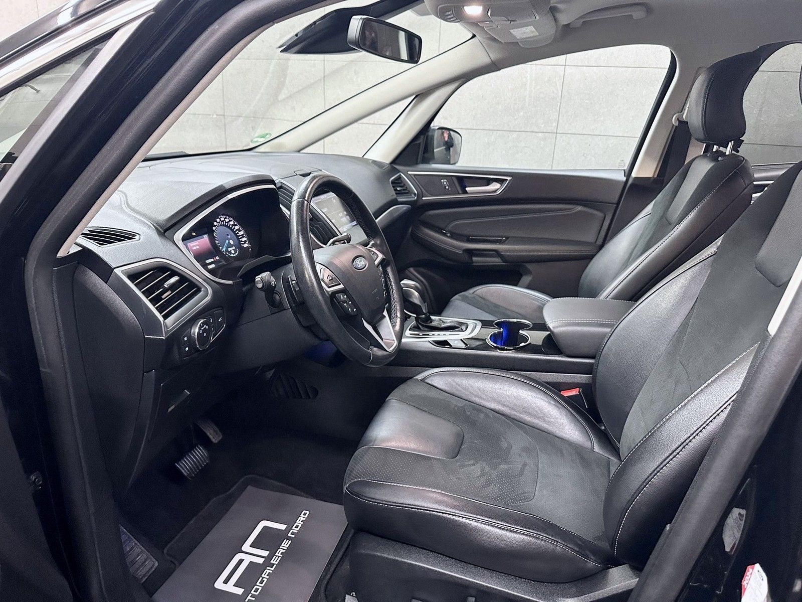Ford S-Max S-MAX Titanium Design/Business-Paket 7-Sitze